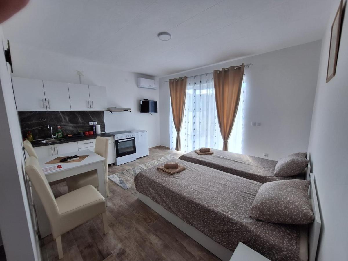 Apartmani Koki Kladovo Esterno foto